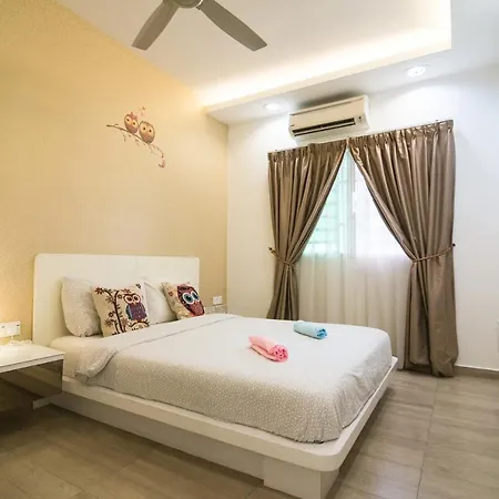 Landed Cozy House Near Spice, Airport Apartment Kampong Manggis Exterior photo