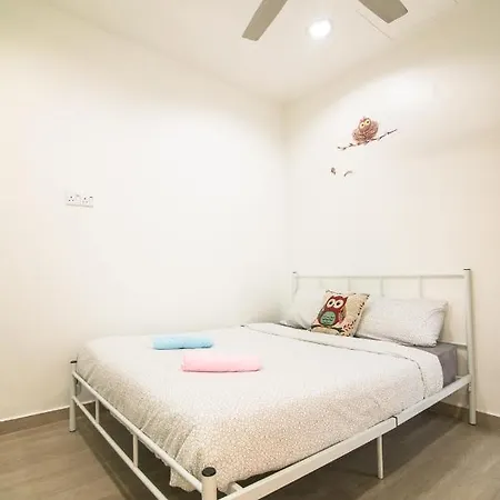 Landed Cozy House Near Spice, Airport Apartment Kampong Manggis Exterior photo