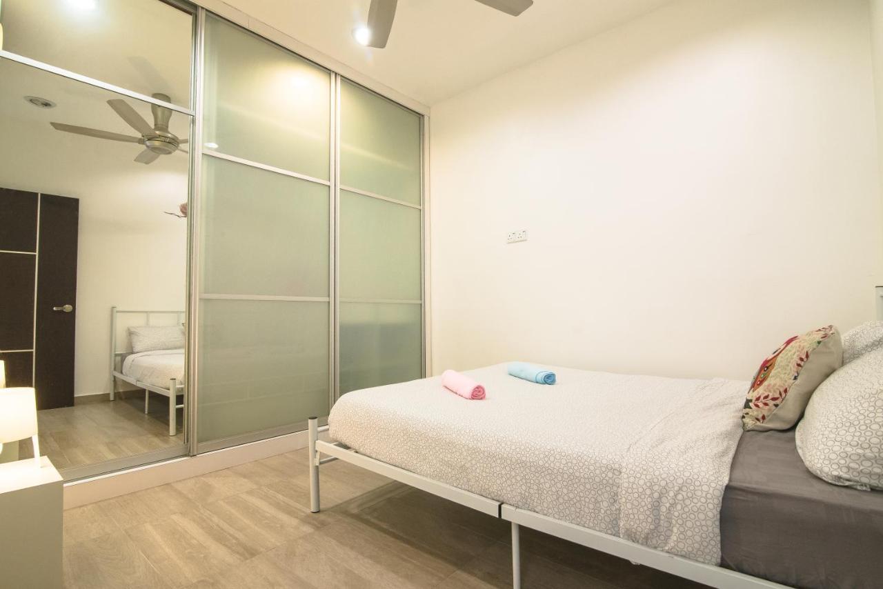 Homestay Landed Cozy House Near Spice, Airport *